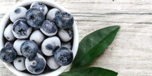 here is a list of nutrionist approved healthy frozen foods including blueberries